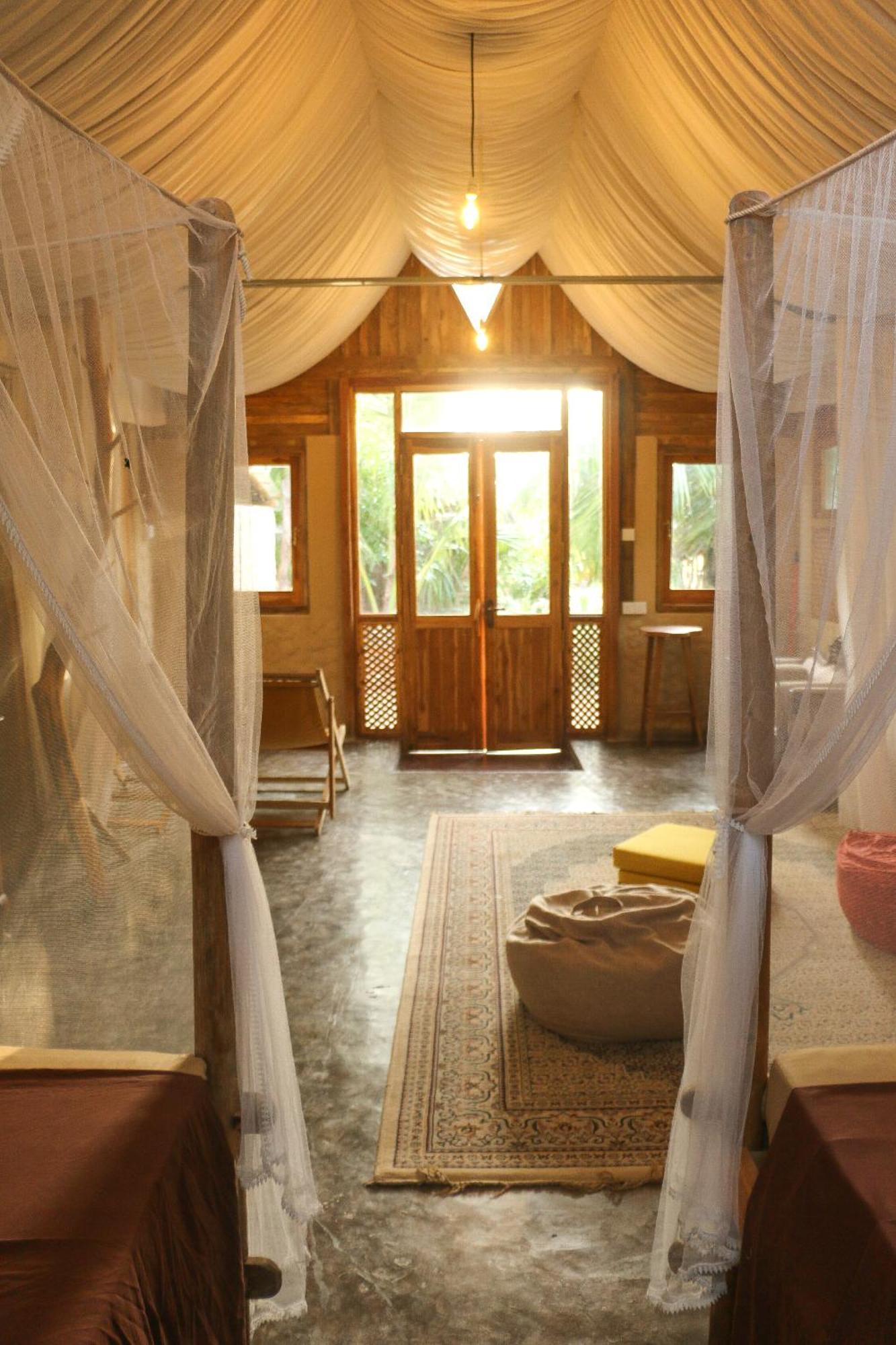 Monsoon Eco Resort - Whisky Point Arugambay Pottuvil Room photo